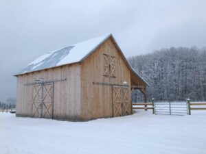 Broken Back Saltbox 36×36-in-MI-403H-Horse-Barn