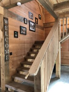 Broken Back Saltbox 36×36-in-MI-414F-Stairs-Interior