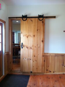 Doors-Interior-Sliding-Door-with-Horseshoe-HW