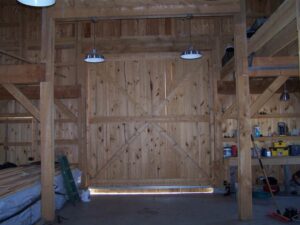 Gambrel 32×64-in-NH-204U-Garage-Workshop-Interior